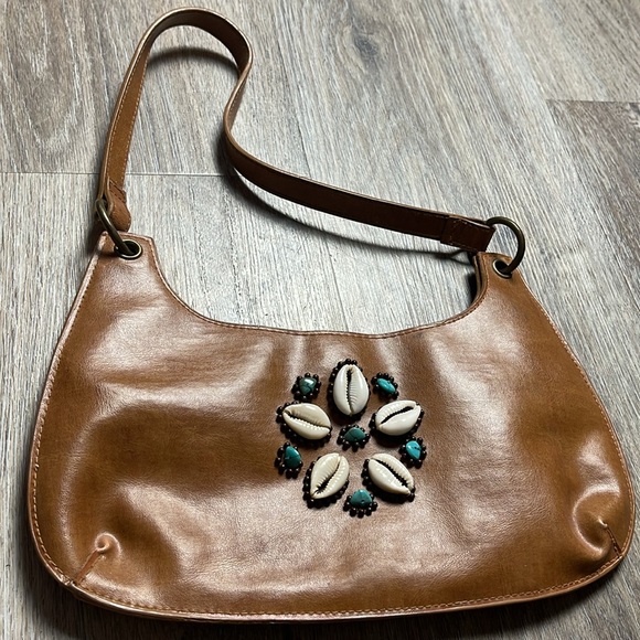 Steve Madden Leather Puka Shell Embellished Shoulder Bag - Picture 4 of 12